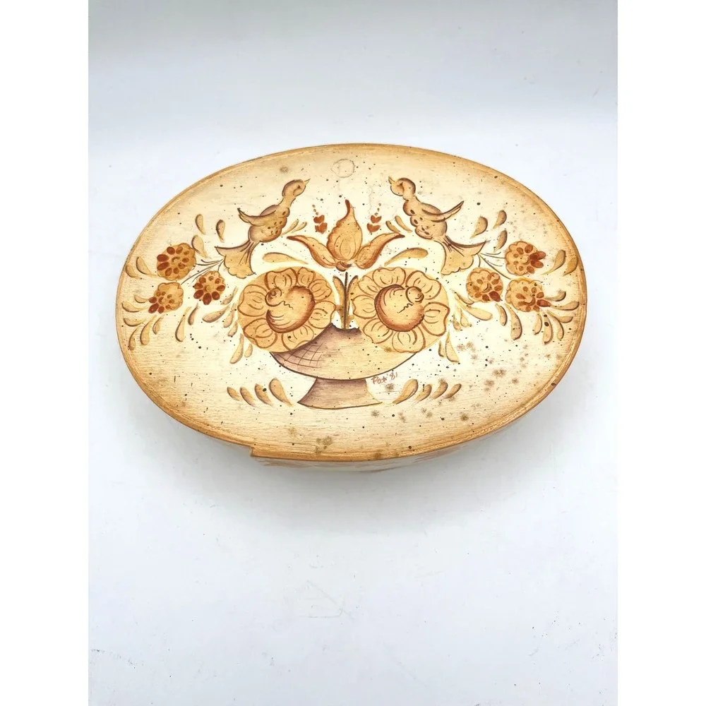 Vtg Signed Folk‎ Art Bentwood Oval shaker Box Lidded Rosemaling Scan Style
